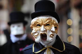 máscara masculina Veneza