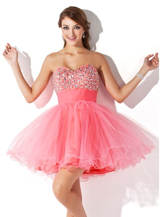 vestido de debutante rosa curto