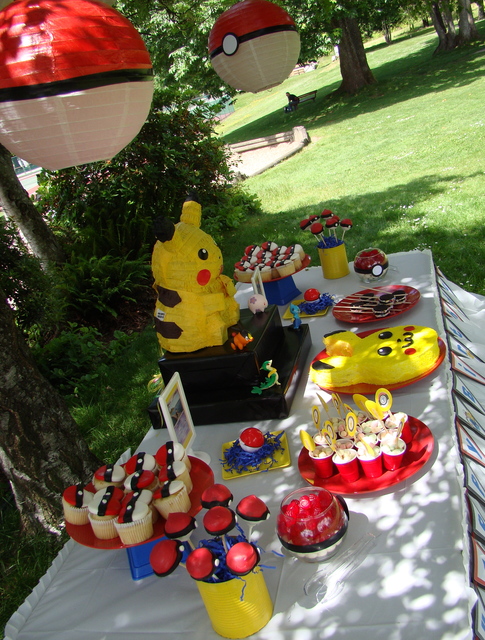 festa Pokémon mesa picnic