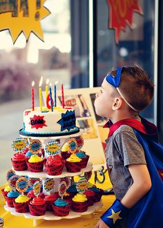 bolos para festa à fantasia infantil