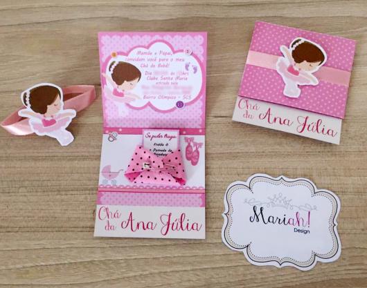 Convites de Chá de Bebê  bailarina com detalhe de fralda rosa