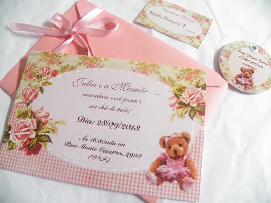 Convites de Chá de Bebê rosa com cartão e lacinho de fita