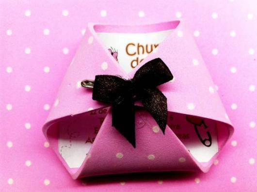 Convites Chá de Bebê de EVA para Menina em formato de fralda