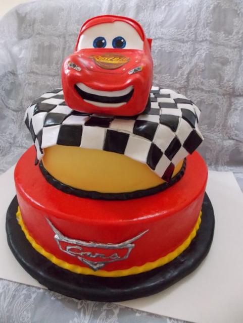 bolo de aniversario relampago mcqueen