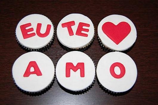 Cupcake para Dia dos Namorados Com Frase Eu te amo/I love you 