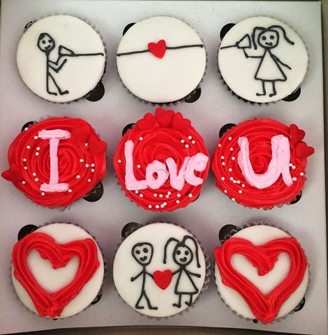 Cupcake para Dia dos Namorados Com Frase Eu te amo/I love you 