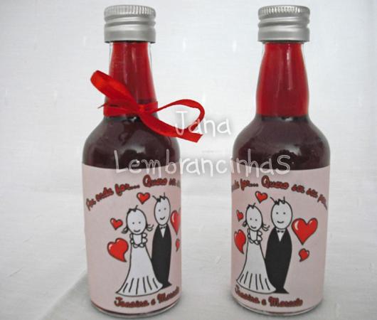 Garrafinhas para Lembrancinhas de Casamento com detalhes em vermelho