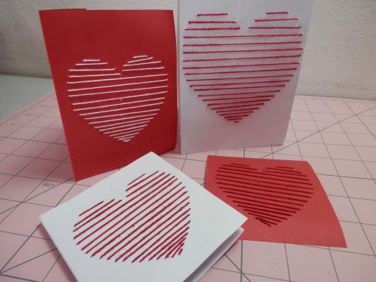 O que colocar na Caixa dos 5 Sentidos visão cartão personalizado com coração texturizado