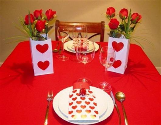 Decoração Dia dos Namorados simples jantar 