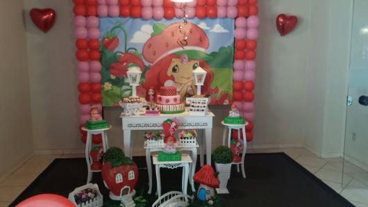 Festa da Moranguinho decoração com balões