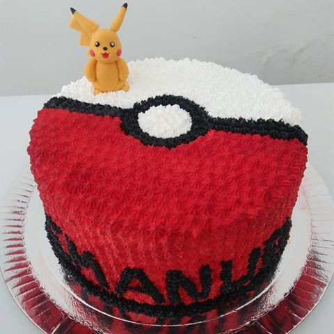 bolo pokemon 2 andares #bolo #bolopokemon #pokémon #festapokemon  #decoraçãopokemon