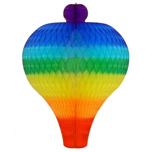 Balões de Festa Junina com as cores do arco-íris