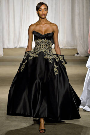 vestido de noiva preto e dourado