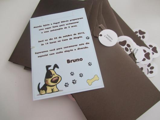 Aniversário de Cachorro convite cartão com envelope marrom