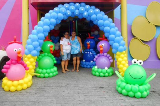 Arco de balões Galinha Pintadinha