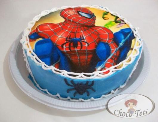 Bolo Mesversário Homem-Aranha com pasta americana e papel de arroz