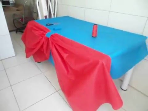 Toalha de mesa para festa de TNT azul e vermelha