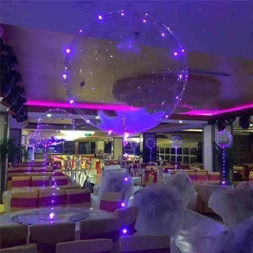 Use o balão transparente para decorar formaturas e festas de 15 anos