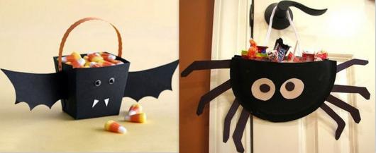Festa de Halloween lembrancinha porta doces com formato de aranha