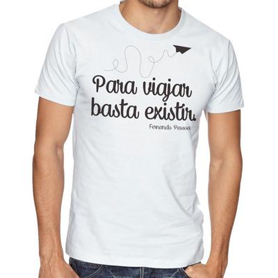 Camiseta com frase célebre de Fernando Pessoa