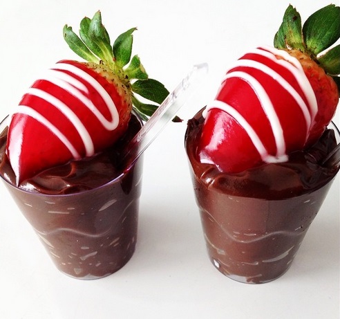 brigadeiro com morango