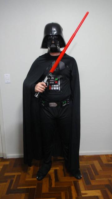 Montar uma fantasia Darth Vader é mais fácil do que você imagina!