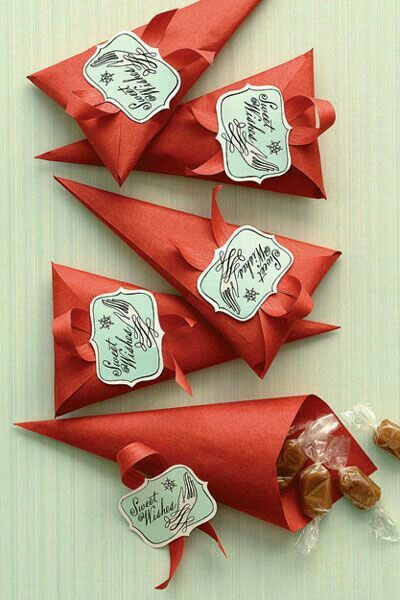 Cones de papel com docinhos dentro - simples e elegante!