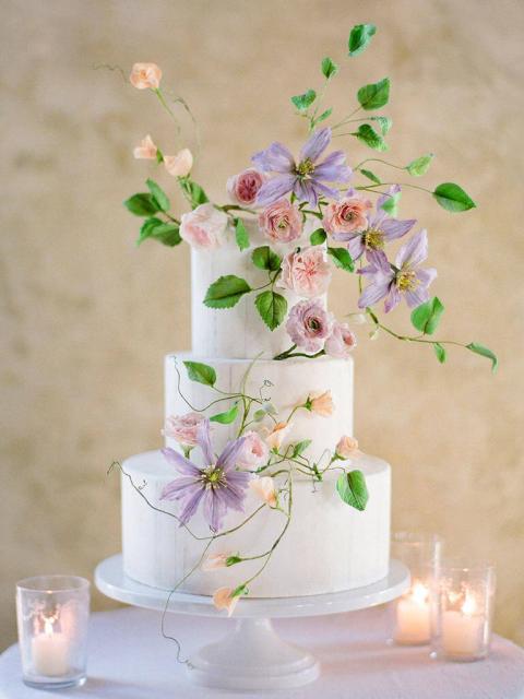 Modelo de bolo chique primavera para casamentos