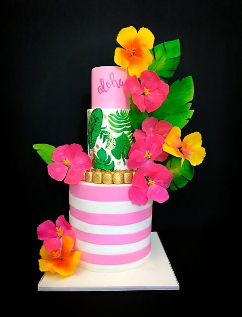 Veja ideia de decoração tropical para bolo de 3 andares