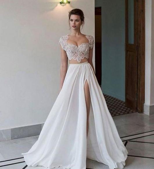 Vestido de Noiva para Casamento de Dia: Praiano com fenda