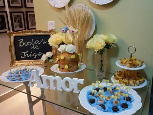 Bodas de Trigo: Decoração com flores brancas