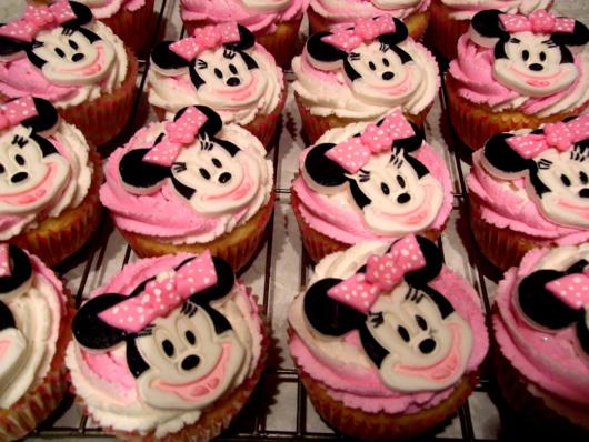 cupcake minnie rosa com rosto