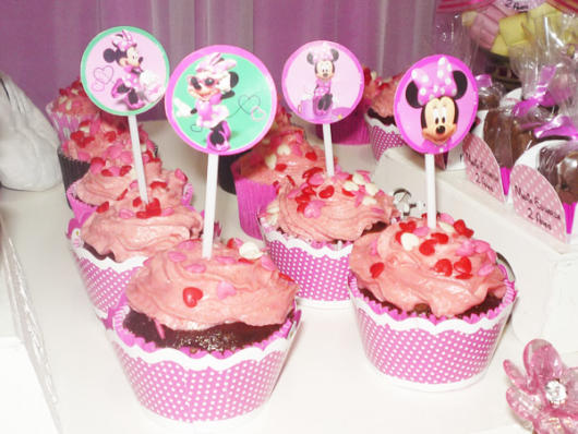 cupcake minnie rosa com bombom