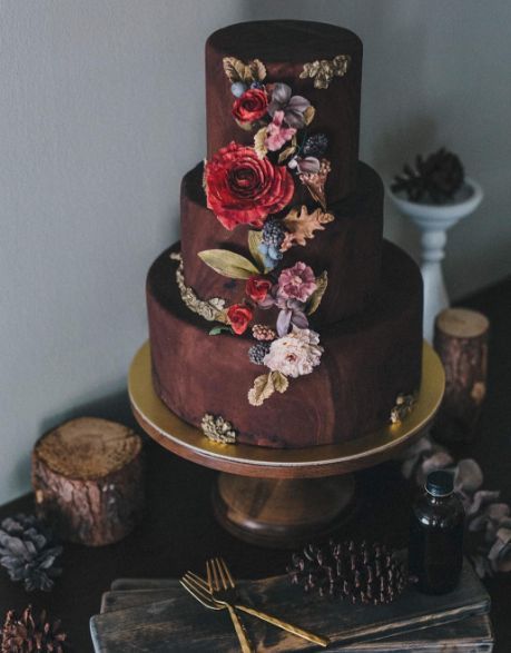 Bolo Rústico: Para casamento com chocolate e flores