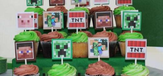 Você pode fazer um cupcake tradicional e decorar com topos personalizados do Minecraft