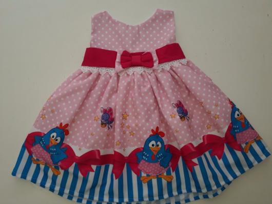 vestido rosa fantasia galinha pintadinha