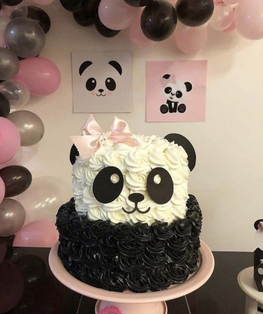 bolo de panda com glacê