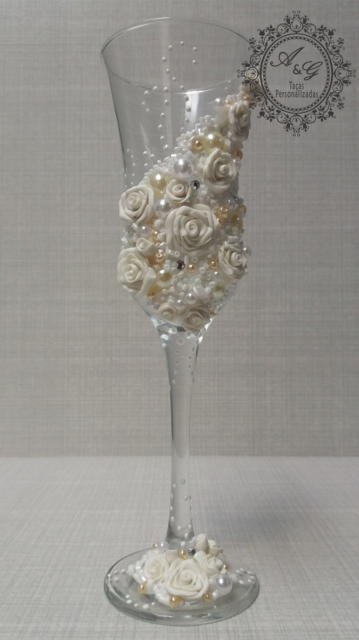 taça com flores de biscuit