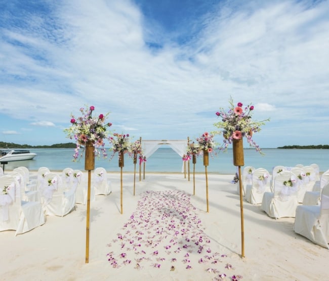 ornamentação de casamento na praia