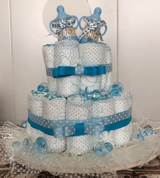 decoração azul para bolo de fraldas