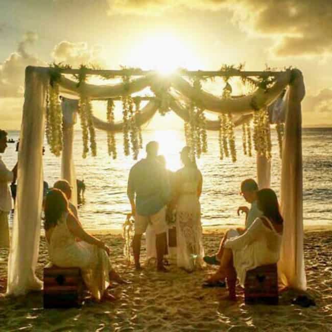 Casamento íntimo na praia