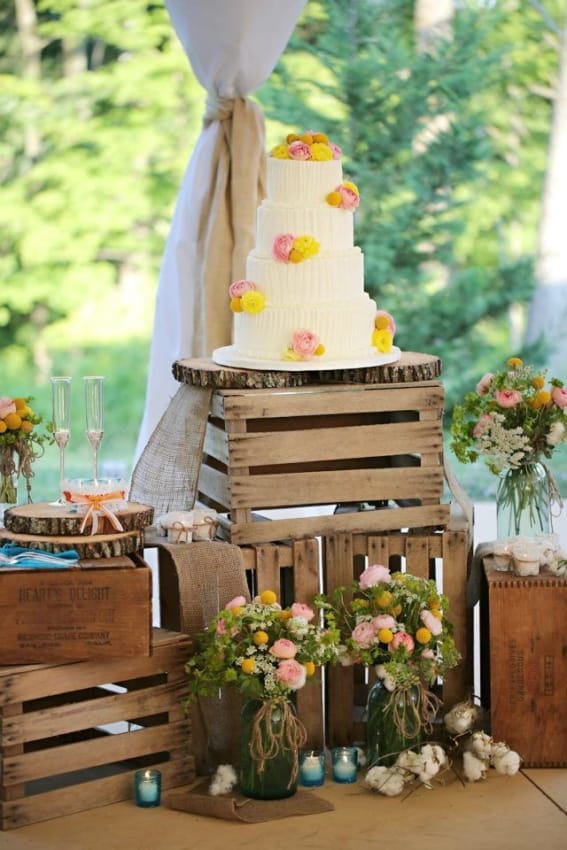 casamento rústico decorado com caixotes de madeira