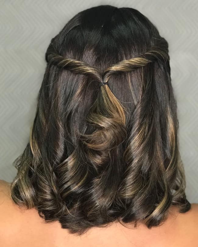 Penteado simples para casamento com cabelo médio