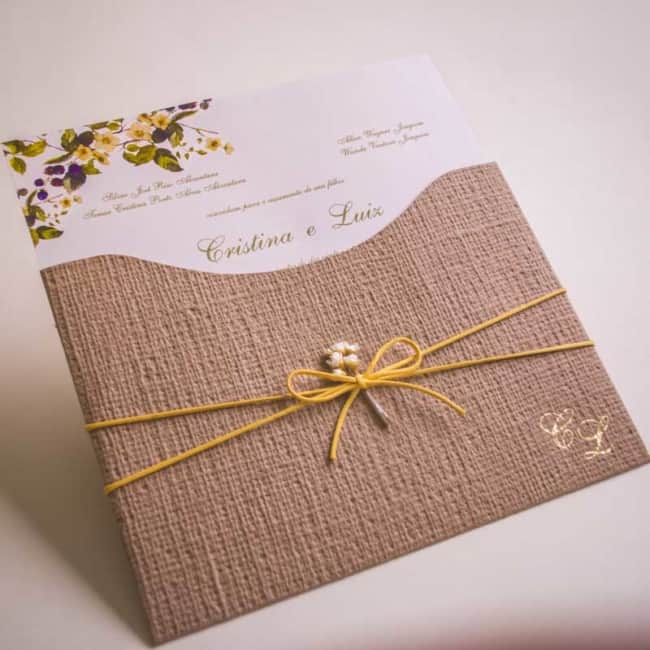 Envelope delicado para convite de casamento rústico