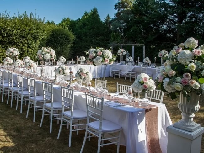 Festa de casamento dos sonhos com decoração ao ar livre4