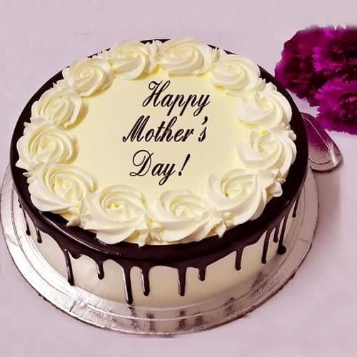 Homenagem para o dia das mães bolo branco