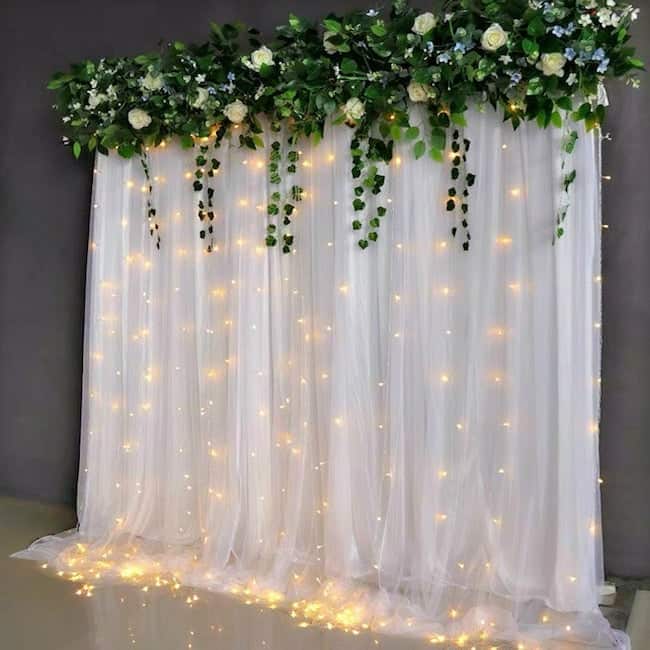Linda cortina com flores e LED