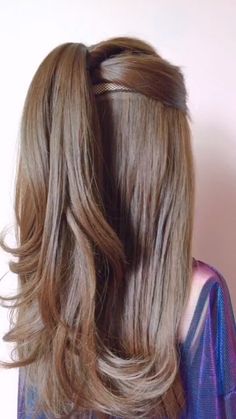 Penteado simples para casamento em cabelo liso47