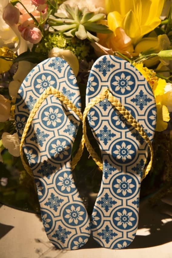 Belíssimos chinelos personalizados para casamento