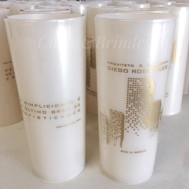 Copo para formatura branco de arquitetura